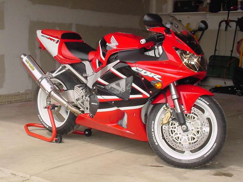 Honda cbr929rr Street